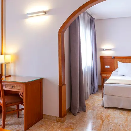 Hotel La Laguna & Golf