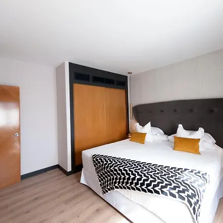 Отель La Laguna & Golf 4*