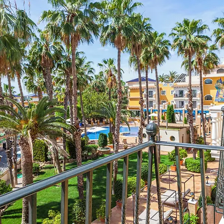 La Laguna & Golf فندق سيوداد كيسادا