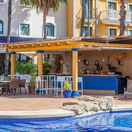 La Laguna & Golf מלון 4*