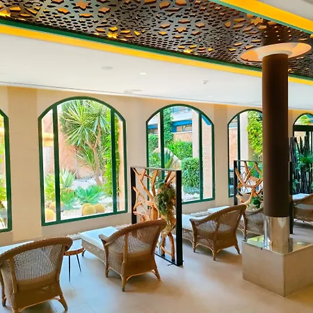 La Laguna & Golf מלון 4*