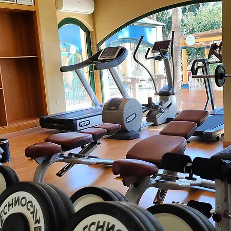 La Laguna & Golf מלון 4*