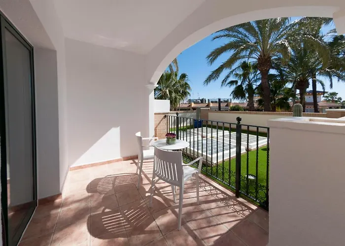 La Laguna & Golf Hotell 4*