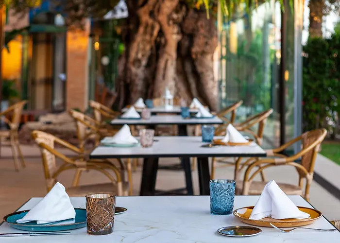 La Laguna & Golf Hotell 4*