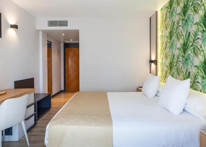 Hotell La Laguna & Golf 4*