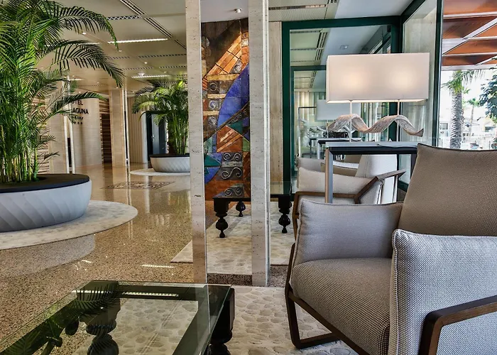 Hotell La Laguna & Golf 4*